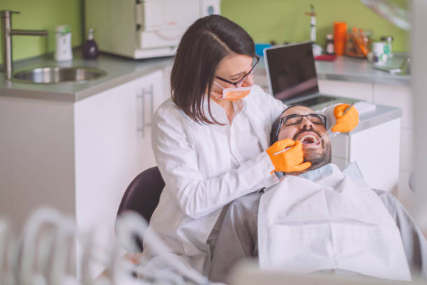 Best Weekend Emergency Dentist in Level Park Oak Park, MI