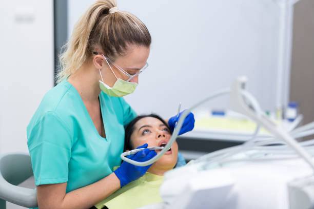 Best Emergency Tooth Extraction in Level Park Oak Park, MI